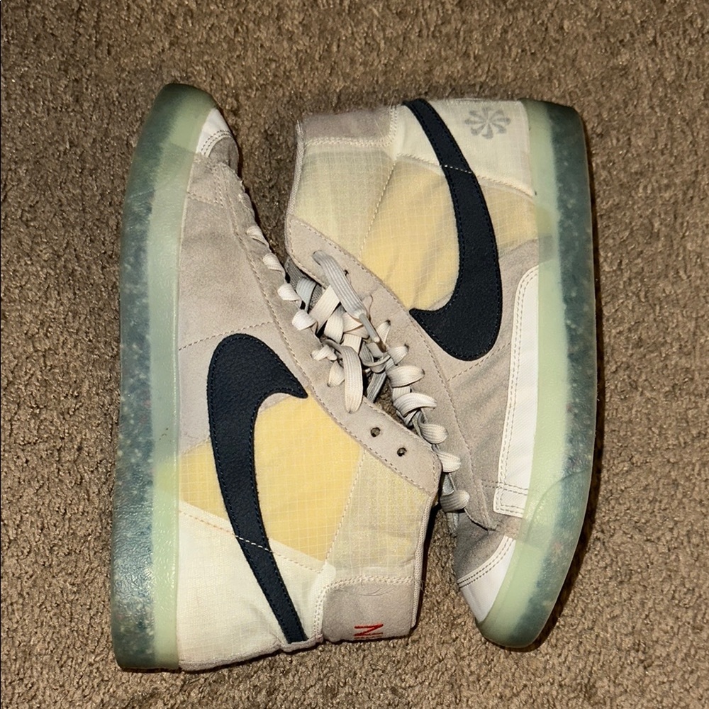 Nike Kids' Gray and Black Sneakers